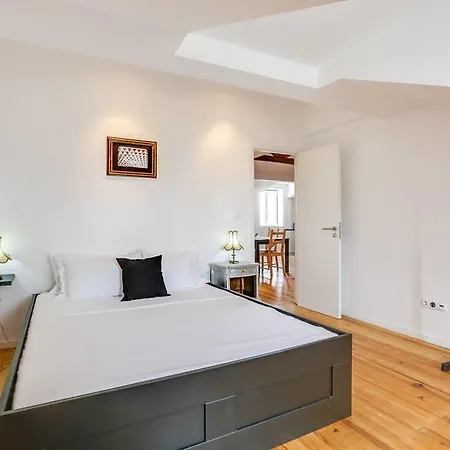Charming 3 Bedroom At Penha Franca アパート リスボン