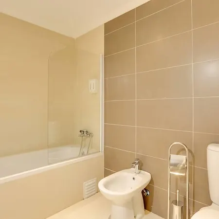 Charming 3 Bedroom At Penha Franca * Lisbon